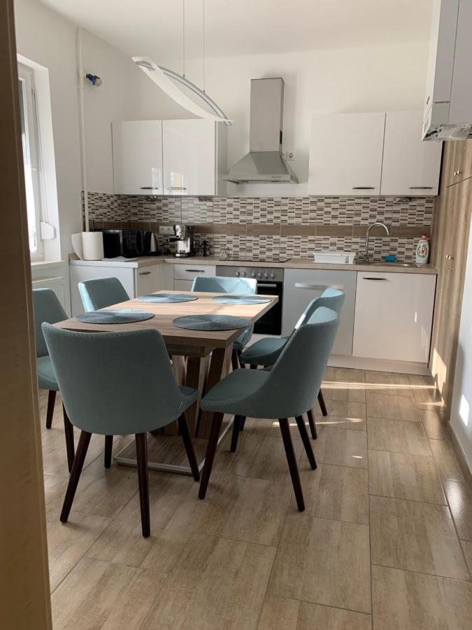 Thermal Next I Weninger Apartman Kiskunhalas Εξωτερικό φωτογραφία
