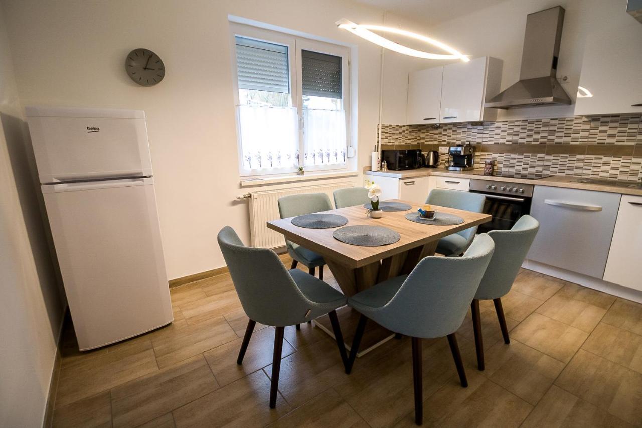 Thermal Next I Weninger Apartman Kiskunhalas Εξωτερικό φωτογραφία
